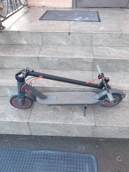 Продам электро самокат