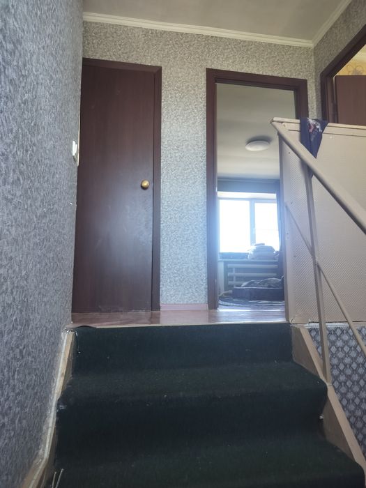 Продам  2х этажный коттедж
