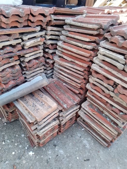 Стари керемиди без забележки