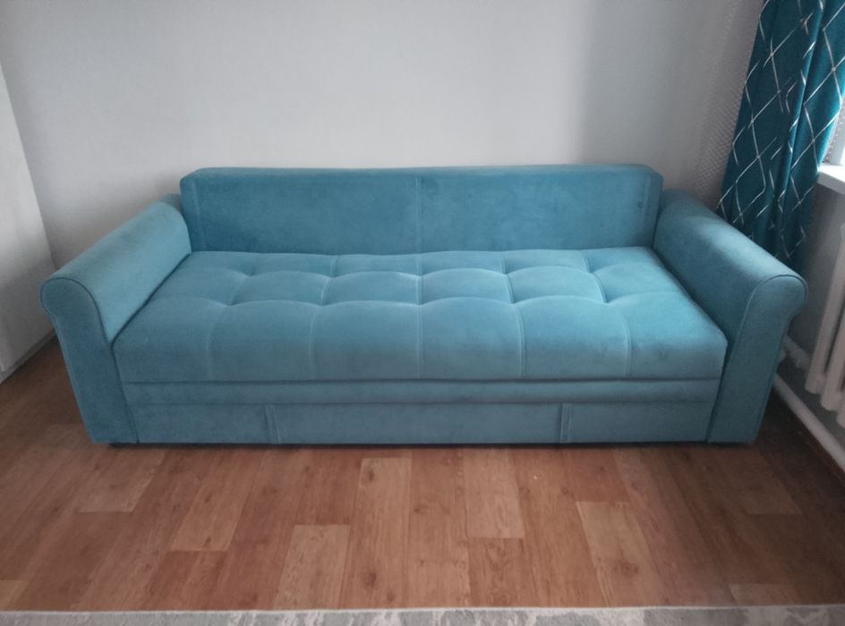 Продам диван люксовая почти новая