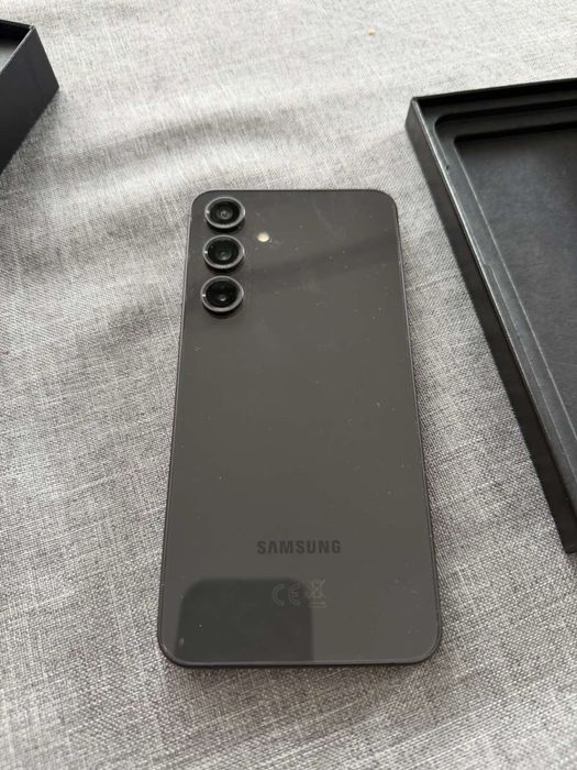 Samsung S24 FE 8/256 GB