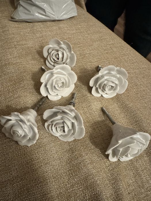 manere pentru mobila trandafir ceramica