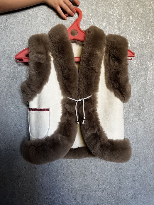 Детская меховая желетка