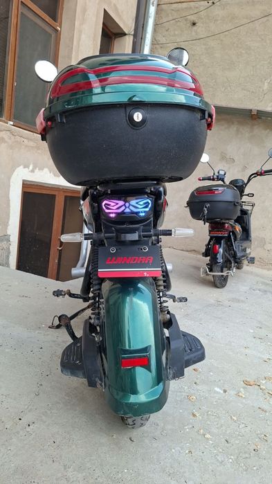 Yangi skuter sotiladi, holati yangi
