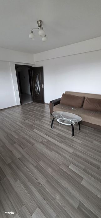 Zamca-bloc nou- 2 camere decomandate + loc de parcare