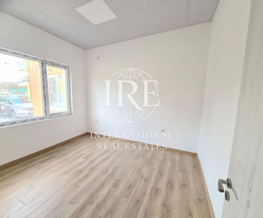 Продава се Тристаен апартамент в Варна, Младост 2 - 84 кв.м за 841 €/кв.м - Снимка #3