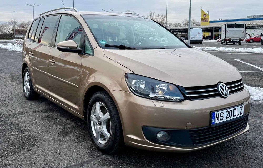 VOLKSWAGEN Touran 2011 — imagine 2