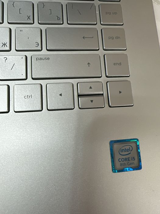 HP pavilion 14” corei5 8th Gen, ssd256gb, holati yaxshi