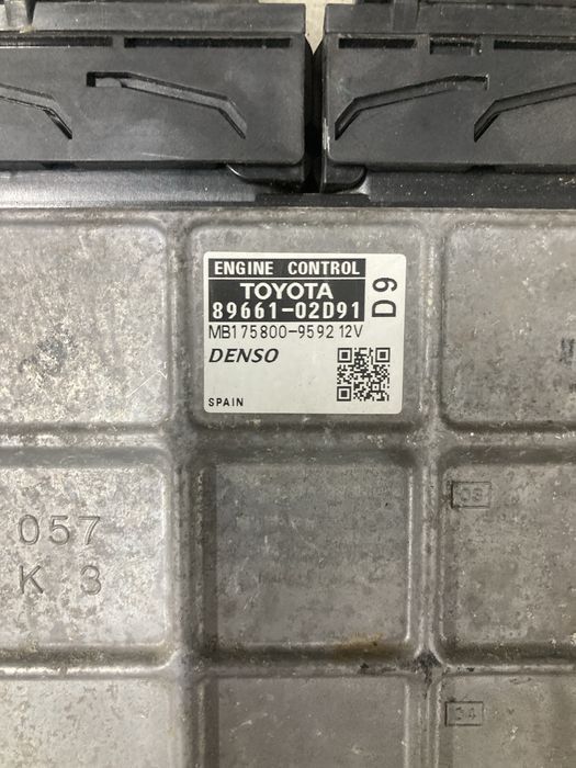 Компютър / Компютри за тойота aурис/toyota аuris 2.0D4D 1AD 126кс