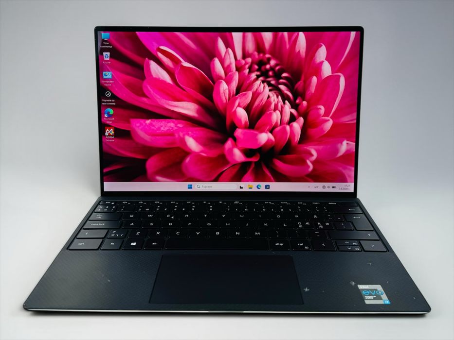 Лаптоп Dell XPS 9310 13" OLED 4K+ Touch i7-1185G7 16RAM 512GB SSD Отличен! Гаранция!