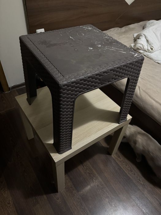 Пластмасова масичка 40/40