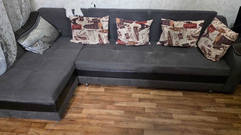 Продам диван СРОЧНО