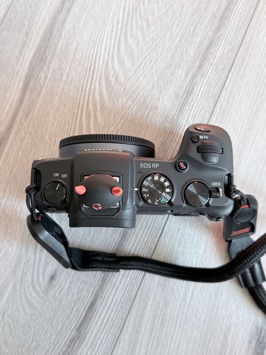 Камера: Canon EOS RP RF 24-105mm F4-7.1 IS STM KIT.