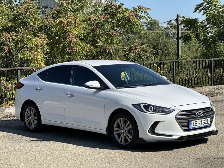 HYUNDAI Elantra 2018 — imagine 2