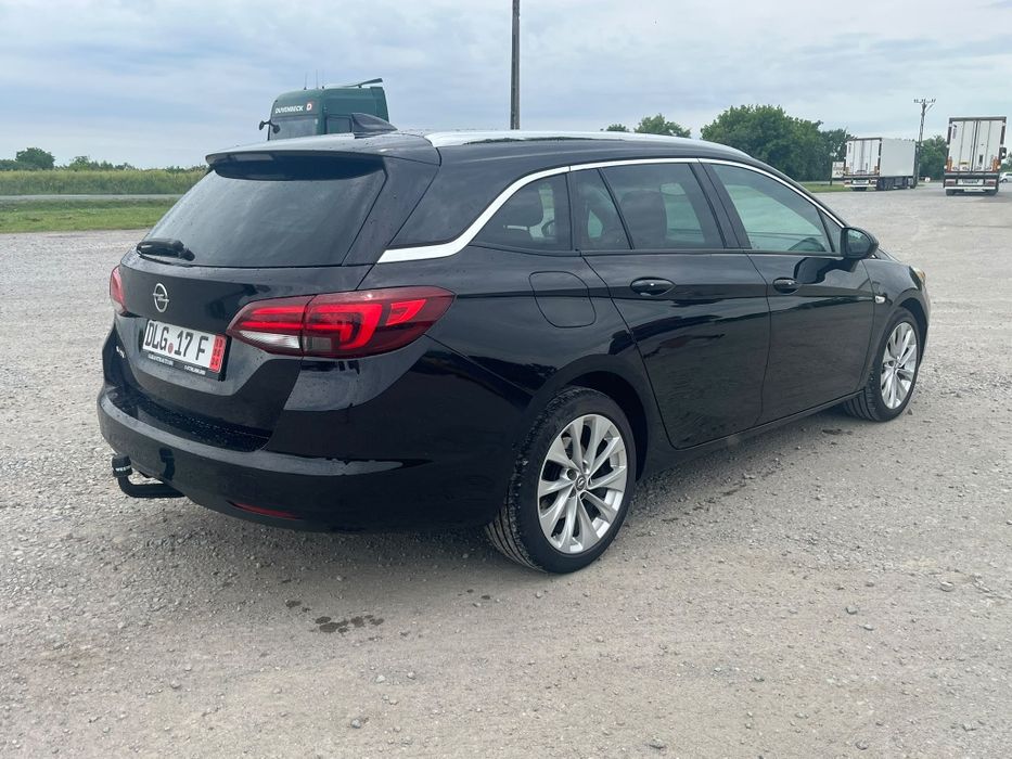 Opel astra K 1.6 diesel 136 cp Ilux
