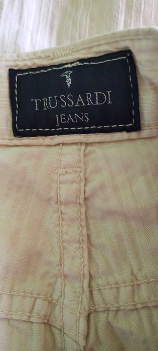 Pantaloni crem, din jeans, 100% bumbac de la: Trussardi Jeans! Mas: 44