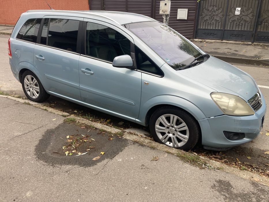 OPEL Zafira 2010 — imagine 2