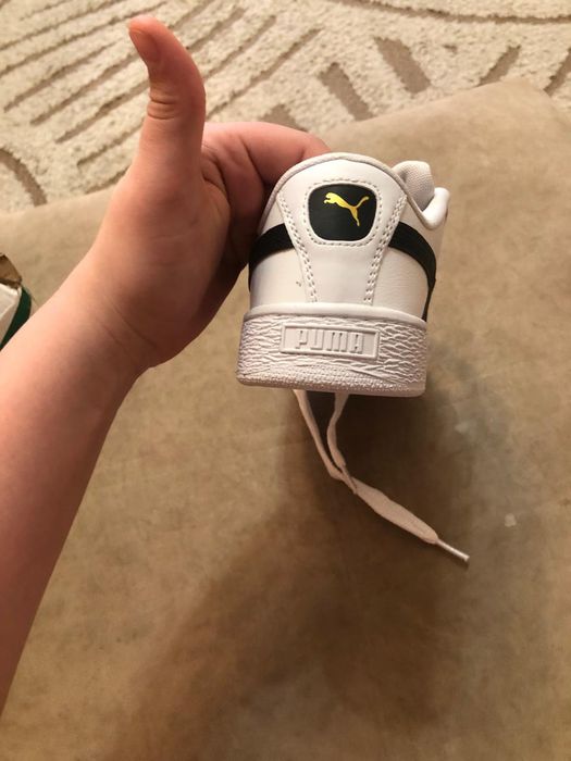 Кеды- кроссовки. Белые. Новые.