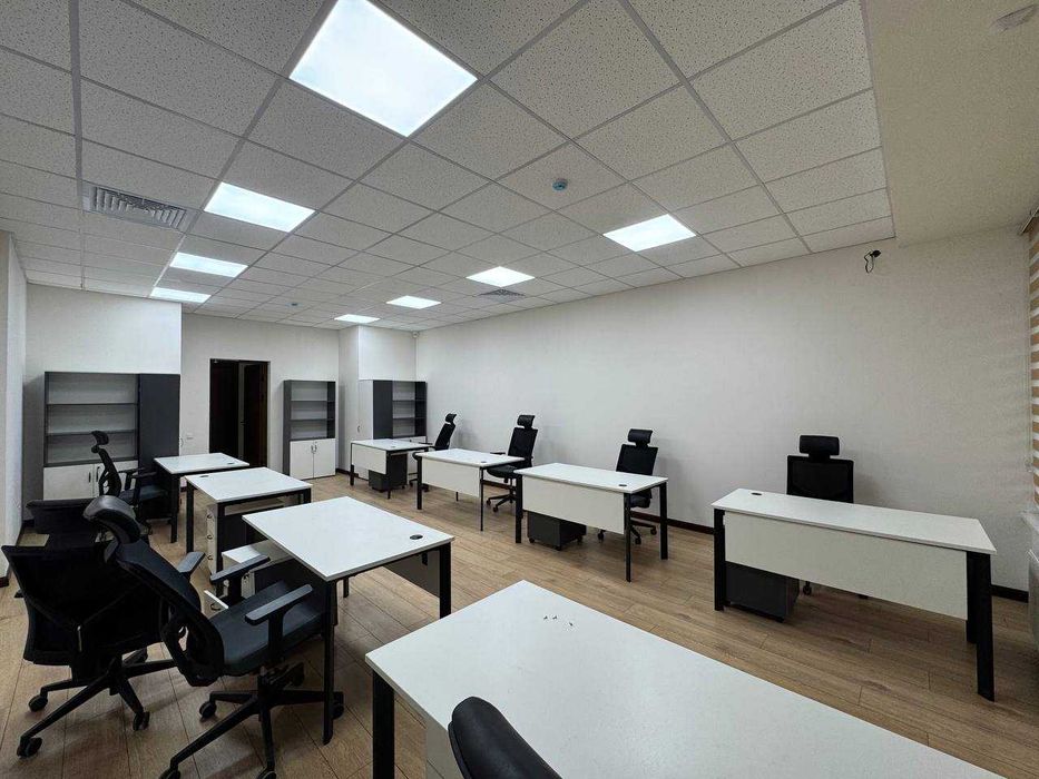 Аренда Евро офис Шастри 890м2