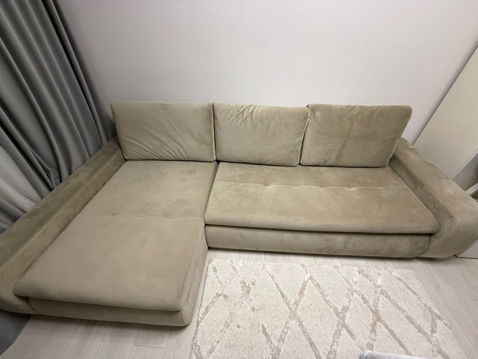 Canapea colțar extensibilă