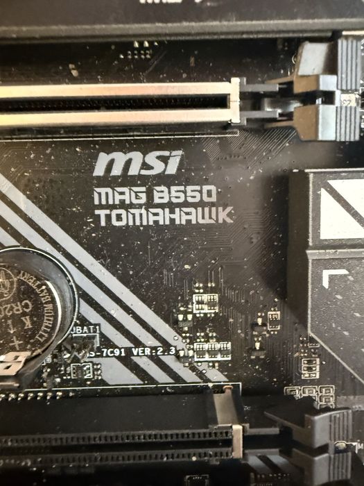 Placa  de baza MSI MAG B550 TOMAHAWK AM4 ATX Motherboard