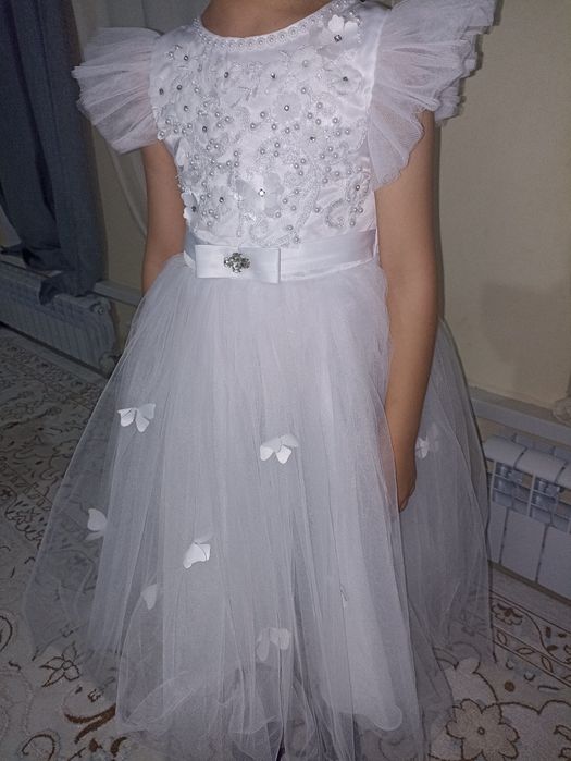 Белое платье для девочек