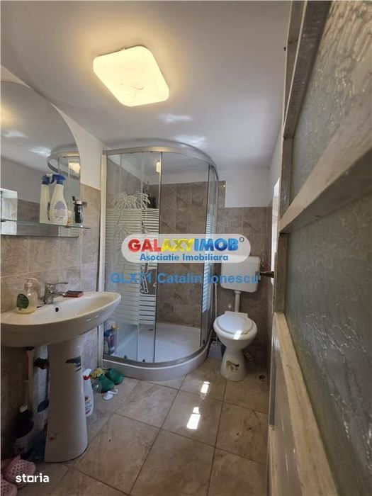 Vanzare casa Frumusani 1200mp teren