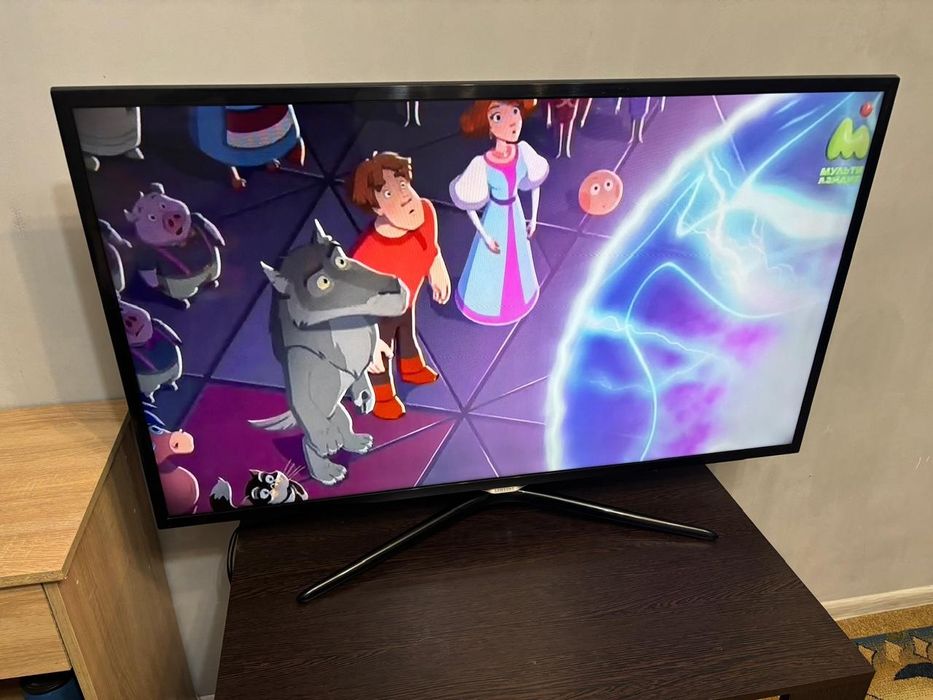 Телевизор smart tv