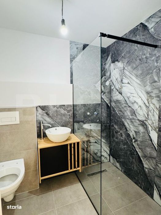 Casa de vanzare, 46 mp, ideal pentru investitie, zona Schei