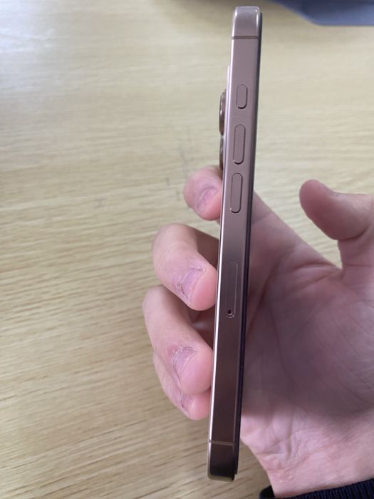 Прадаю 16 про 256гб