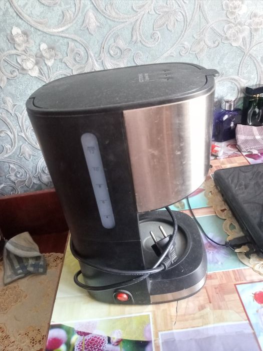 Продам кофеварка