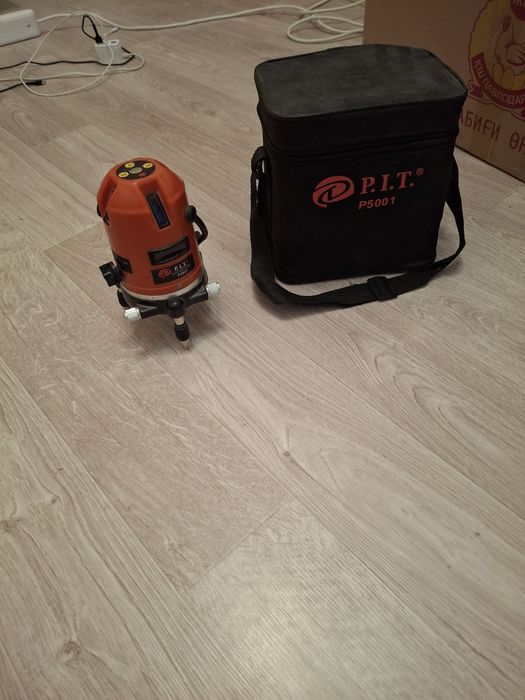 Продам лазерный уровень