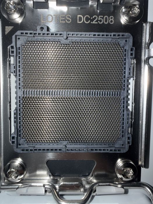 Vând placă de bază aorus b650