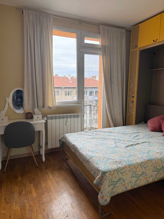 Дава се под наем Четиристаен апартамент в София, Яворов - 100 кв.м за 987.36 € - Снимка #2