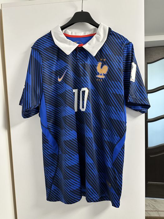 Tricou Franta World Cup Mbappe Marimea M nou cu eticheta