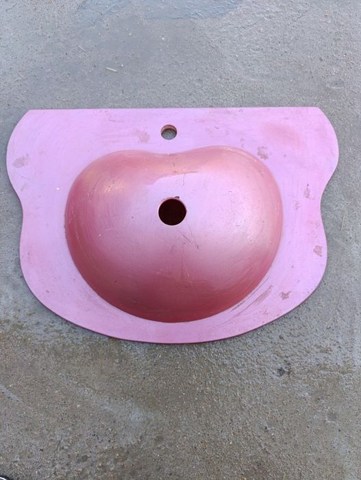 Умовалник продается