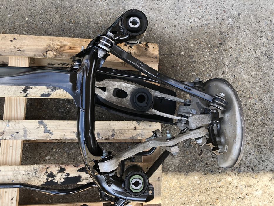 Punte spate Audi A4, A5 B9 - ca noua