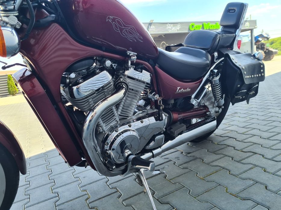 Suzuki intruder, A2
