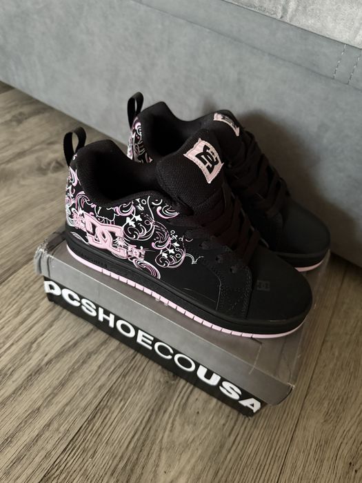 кроссовки dc