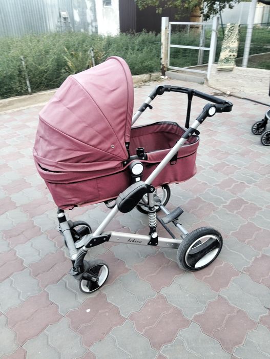 продам красную коляску