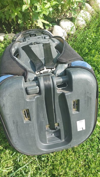 Продам срочно автокресло