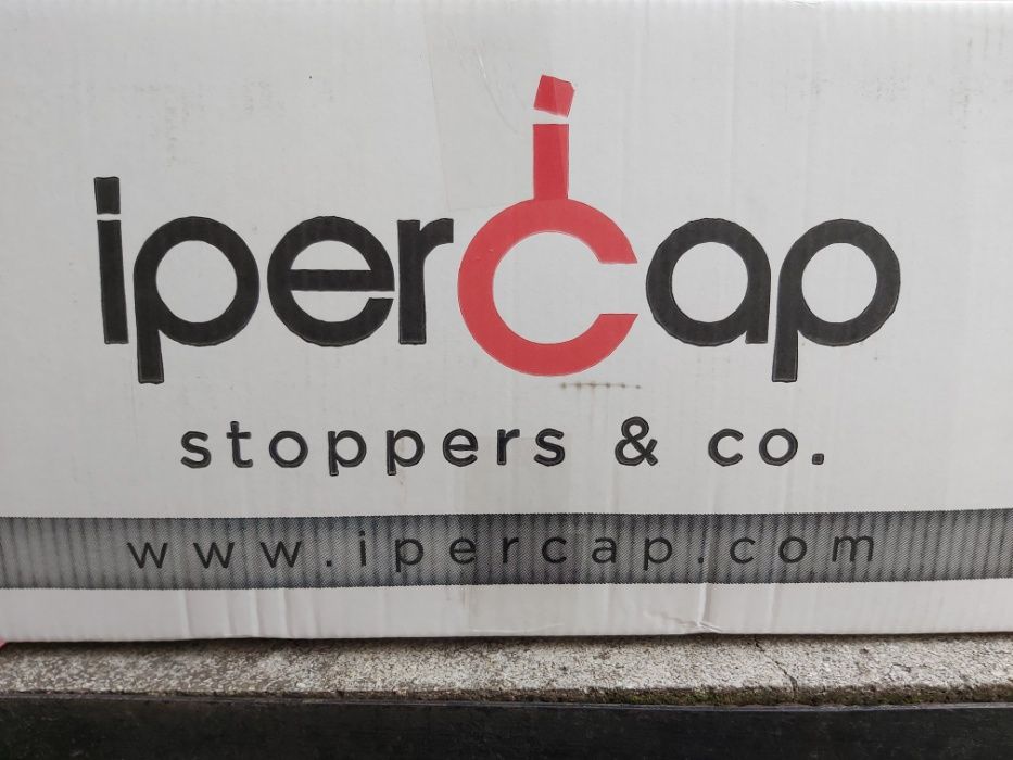 Vand dopuri de pluta