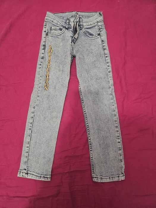 Costum de blugi , fetite 6 - 7 ani