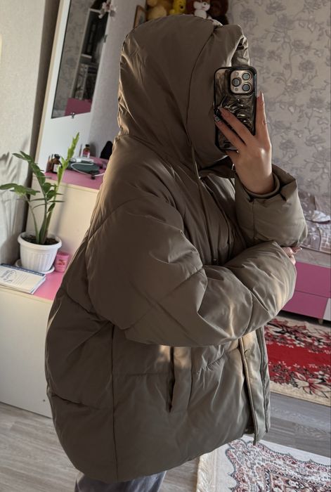 Женская куртка размер L