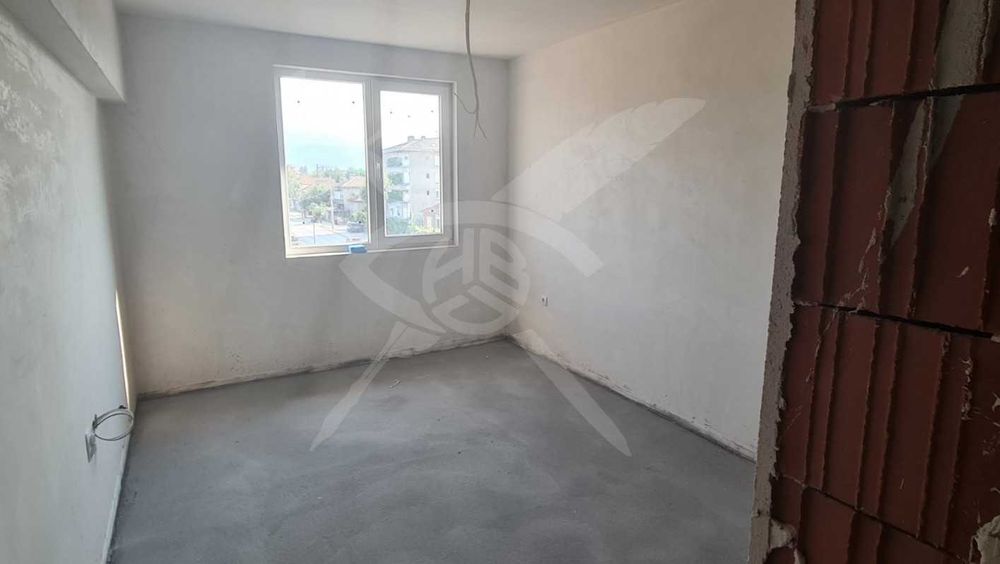 Продава се Тристаен апартамент в Пловдив, Коматево - 97 кв.м за 1083 €/кв.м - Снимка #13