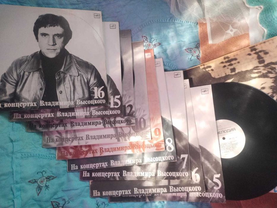 Пластинки виниловые продам недорого.