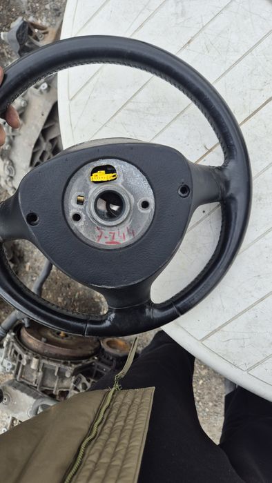 Оригинален Три лъчев Волан за Голф 4 Бора