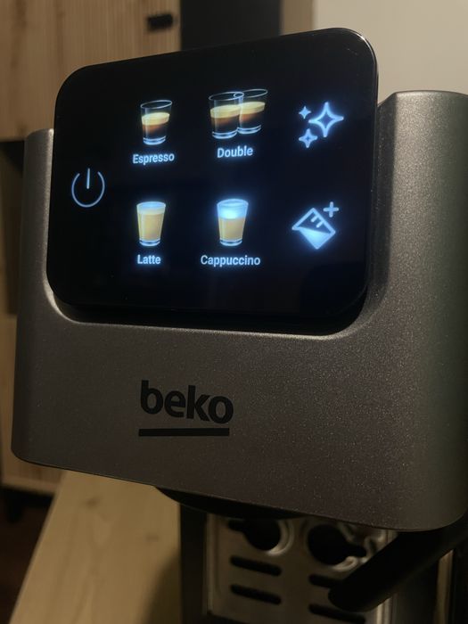Espressor Beko Caffee Experto in stare excelenta