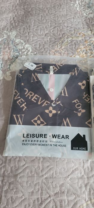 Продам новые туники