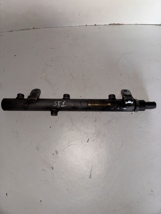 Горивна рейка с клапан за Mercedes Om642